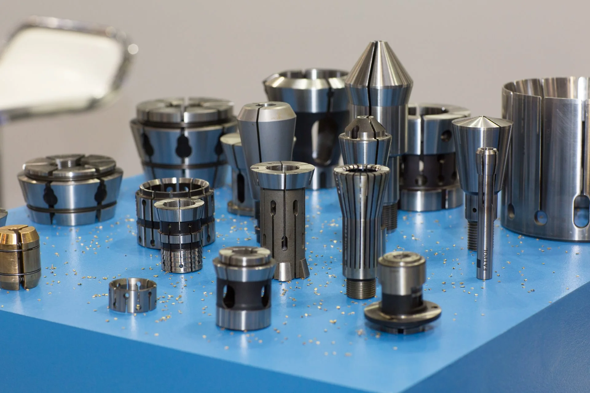 Hersteller von technologischen Werkzeugen für CNC-Maschinen und automatische Drehmaschinen
