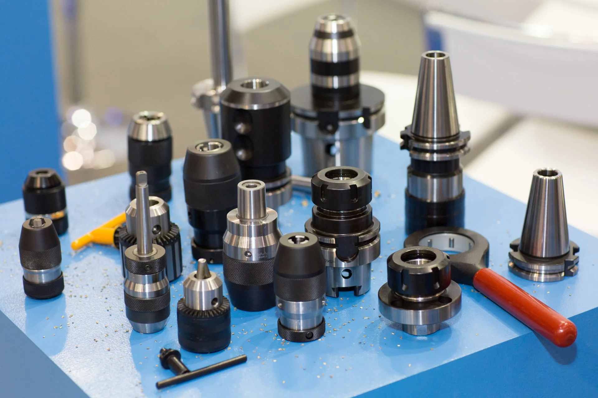 Hersteller von technologischen Werkzeugen für CNC-Maschinen und automatische Drehmaschinen