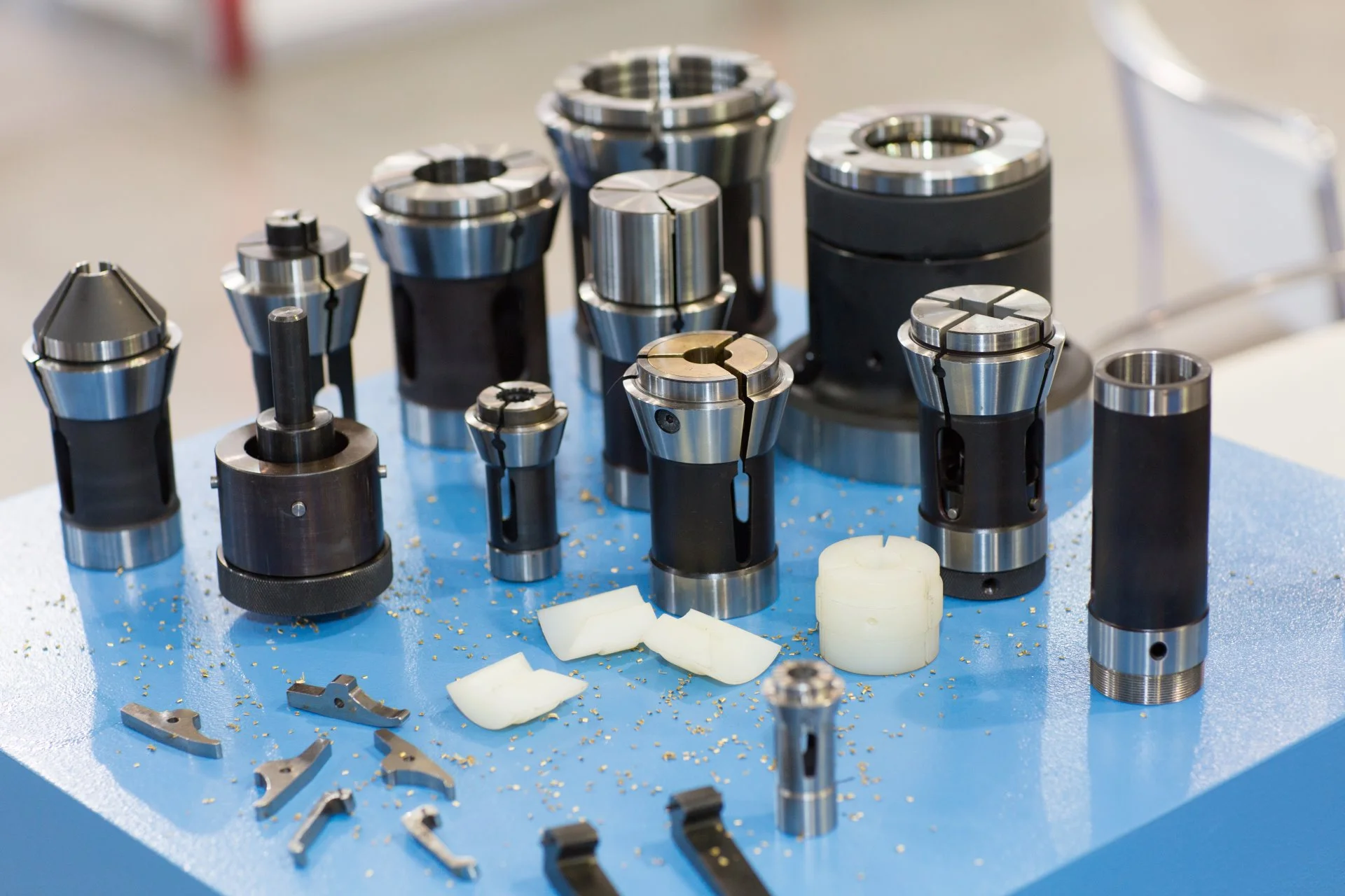 Hersteller von technologischen Werkzeugen für CNC-Maschinen und automatische Drehmaschinen